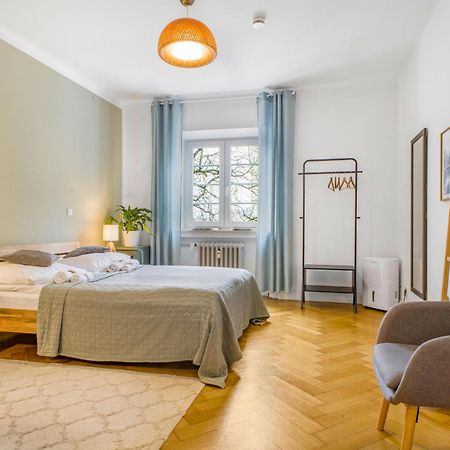 Apart21- Charmante Atmosphaere - Parken - Netflix Ingolstadt Luaran gambar